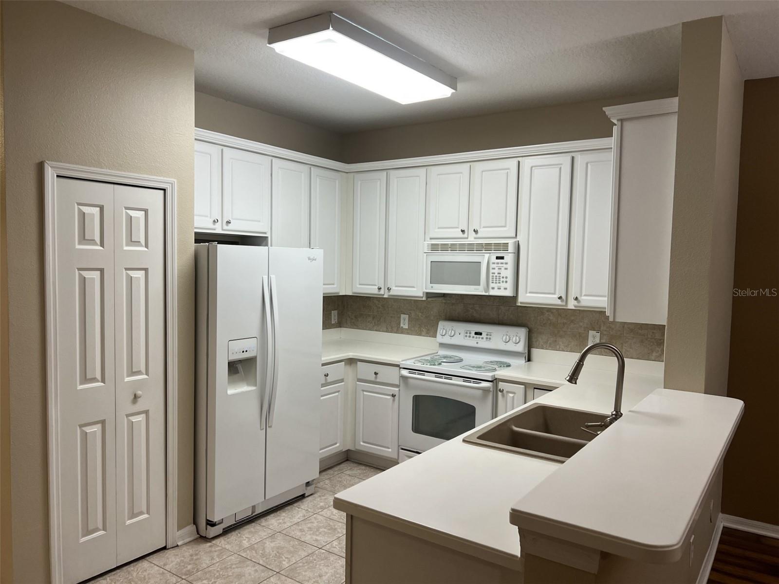 17451 HUGH LN — photo 2