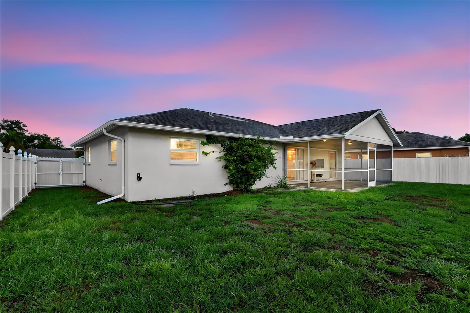 4063 PALAU DR — photo 4