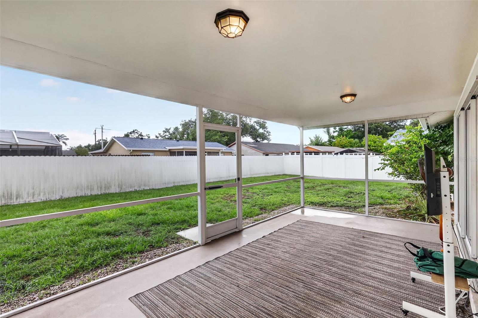 4063 PALAU DR — photo 25
