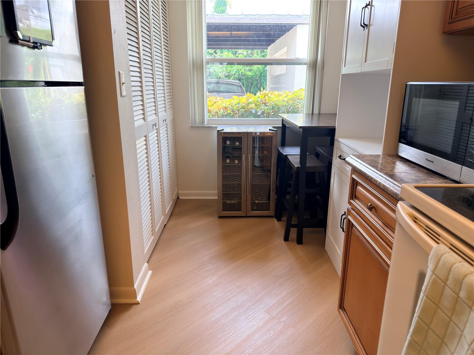 9703 GREENSKEEPER DR — photo 11