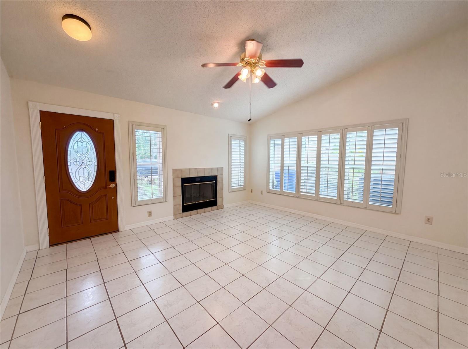 11648 HIDDEN HOLLOW CIR — photo 3