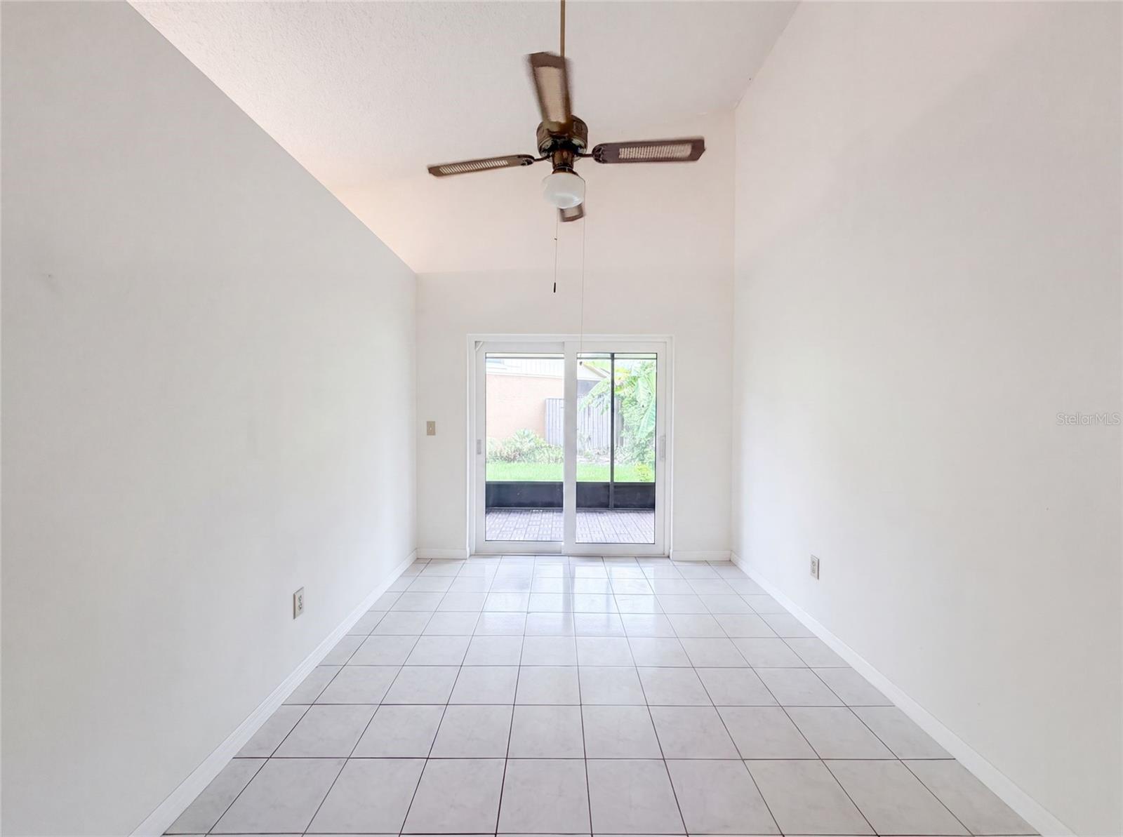 11648 HIDDEN HOLLOW CIR — photo 12