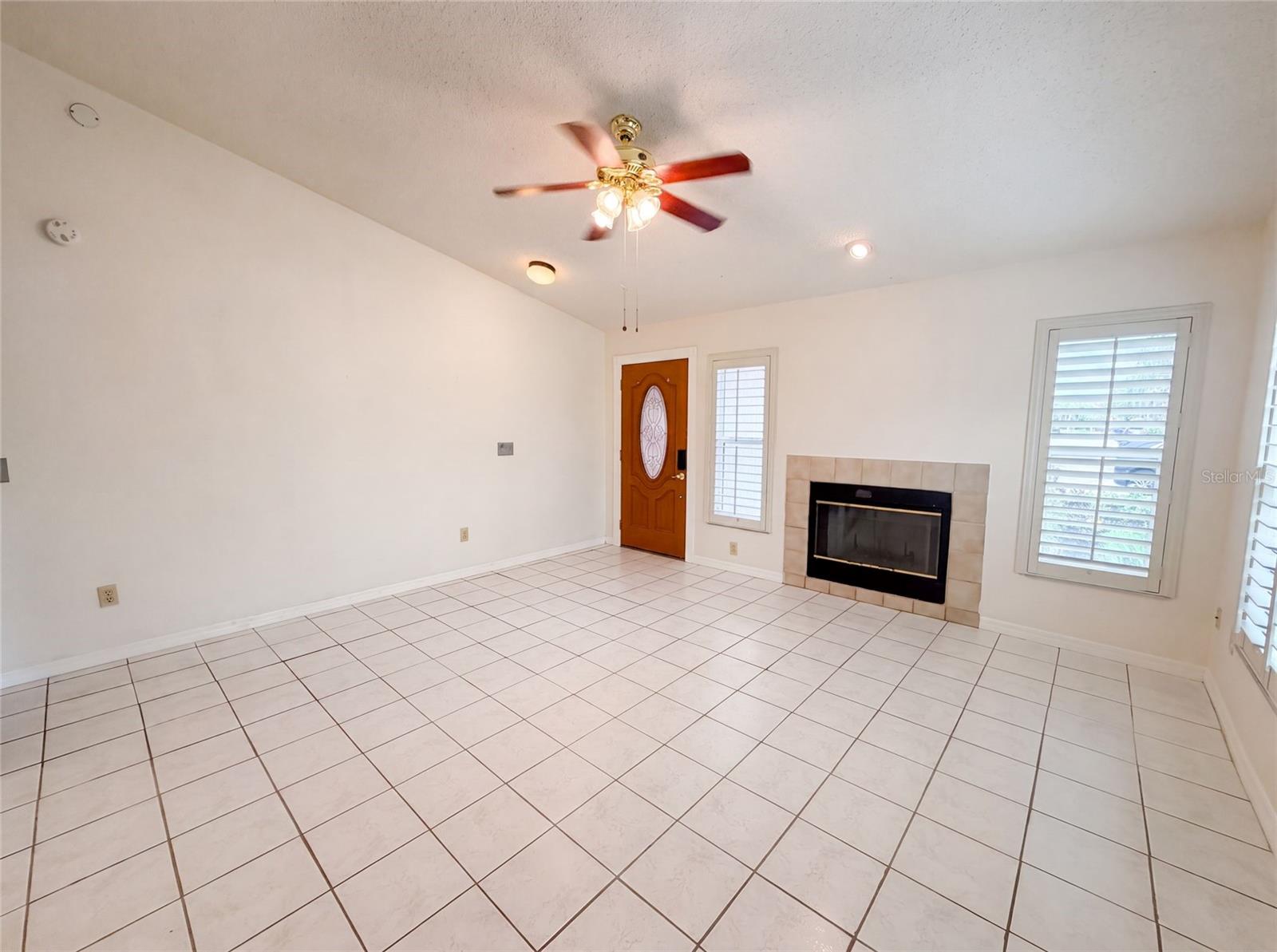 11648 HIDDEN HOLLOW CIR — photo 6