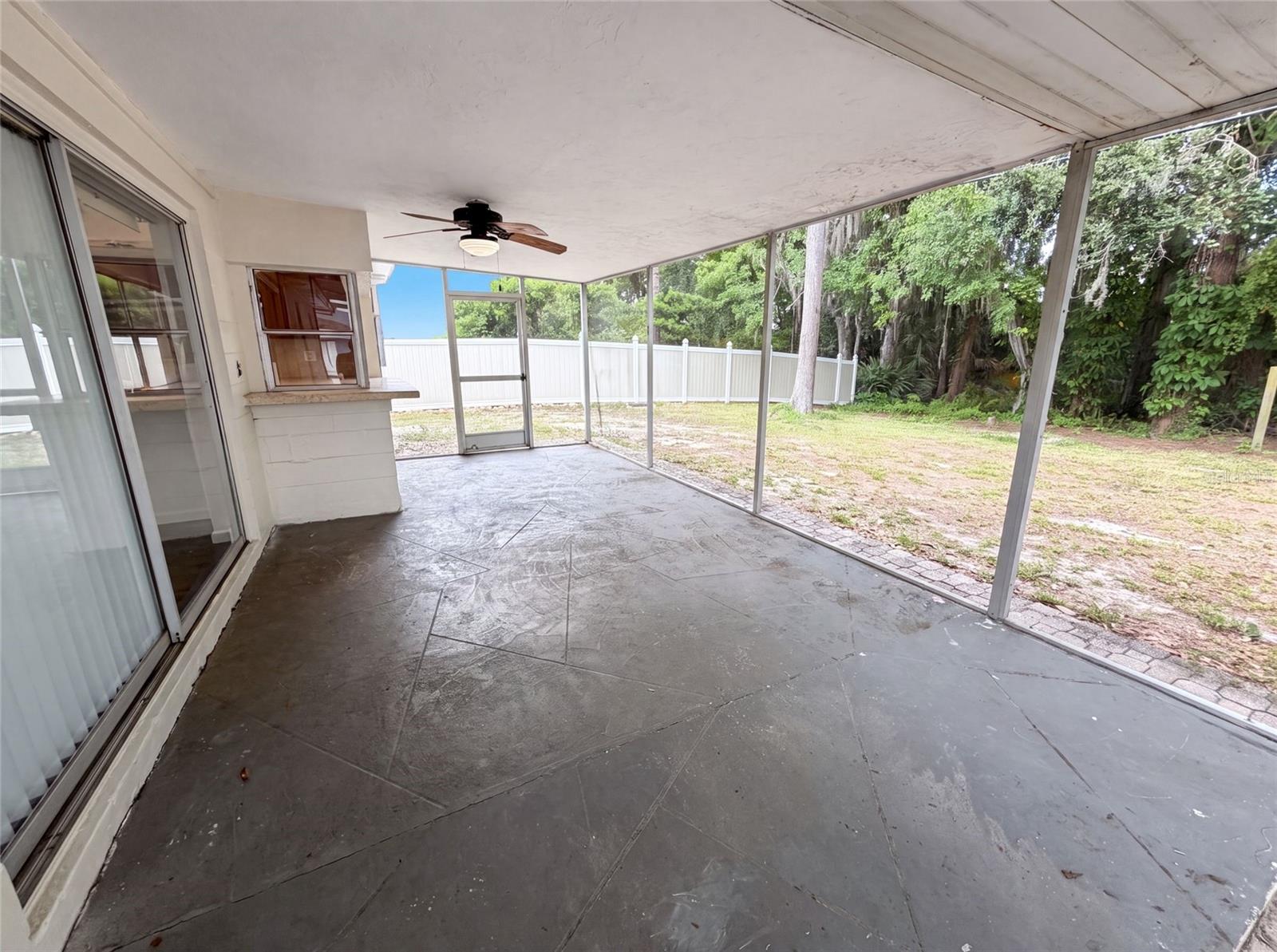 3400 BAINBRIDGE DR — photo 25