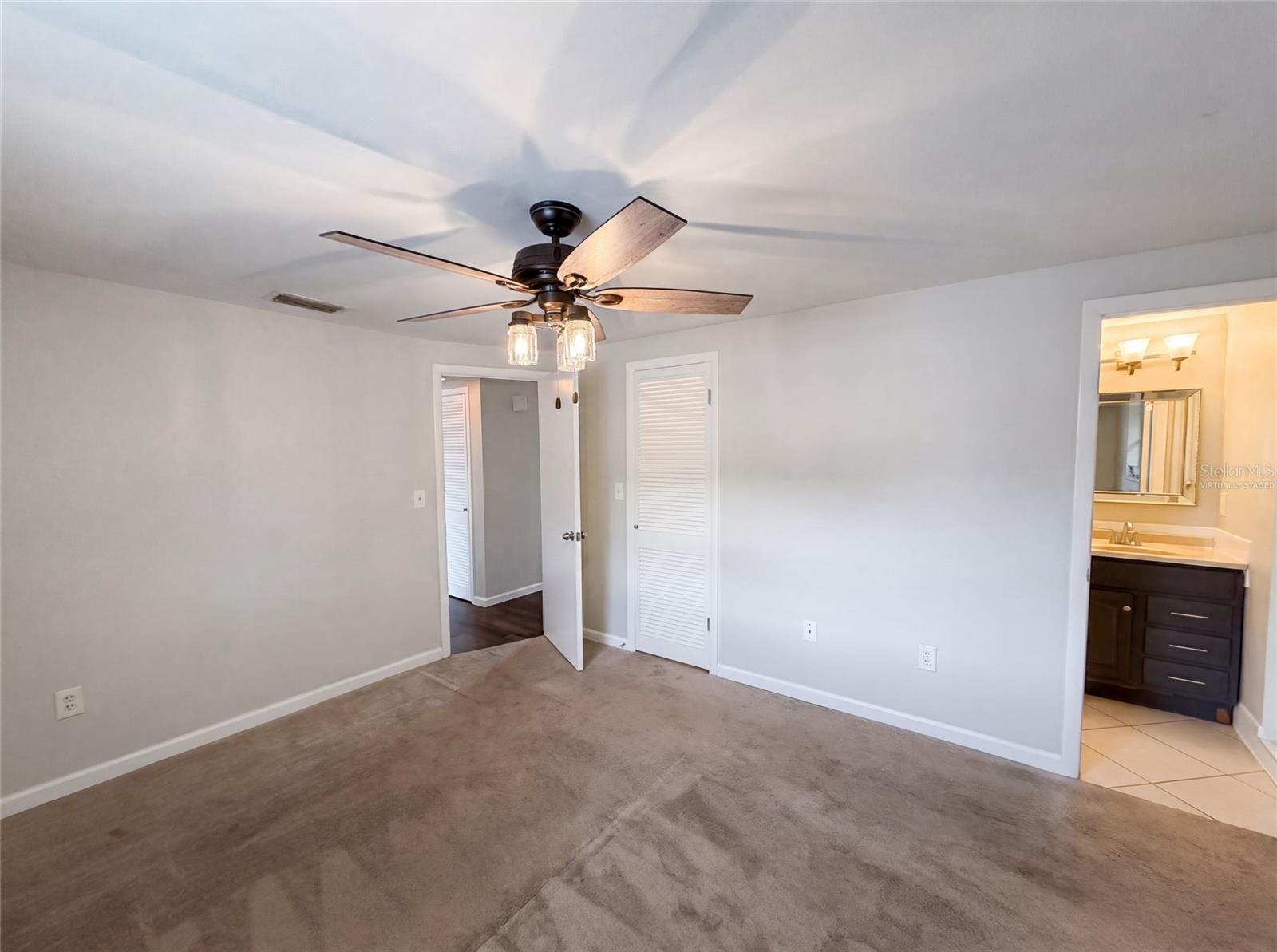 3400 BAINBRIDGE DR — photo 4