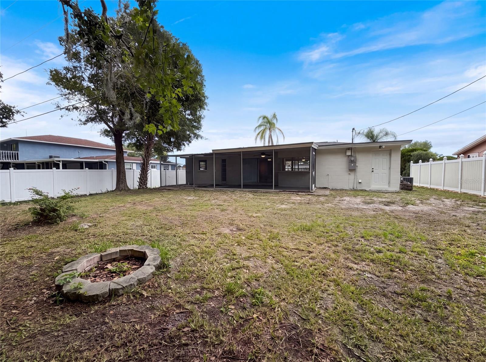 3400 BAINBRIDGE DR — photo 27