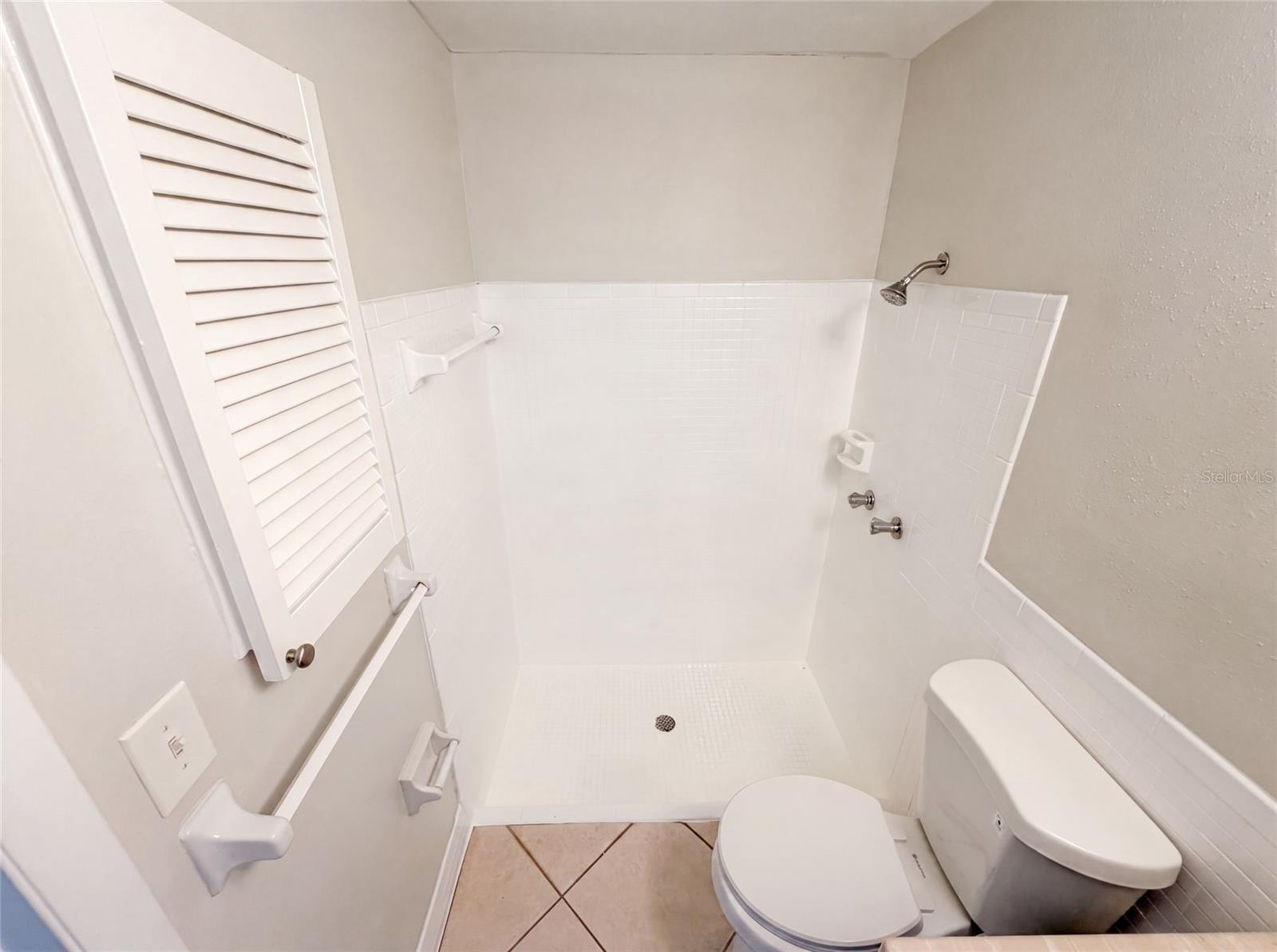 3400 BAINBRIDGE DR — photo 19