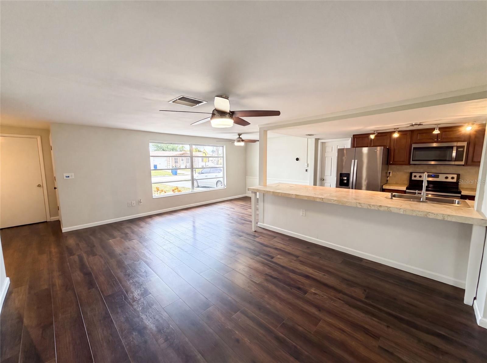 3400 BAINBRIDGE DR — photo 7