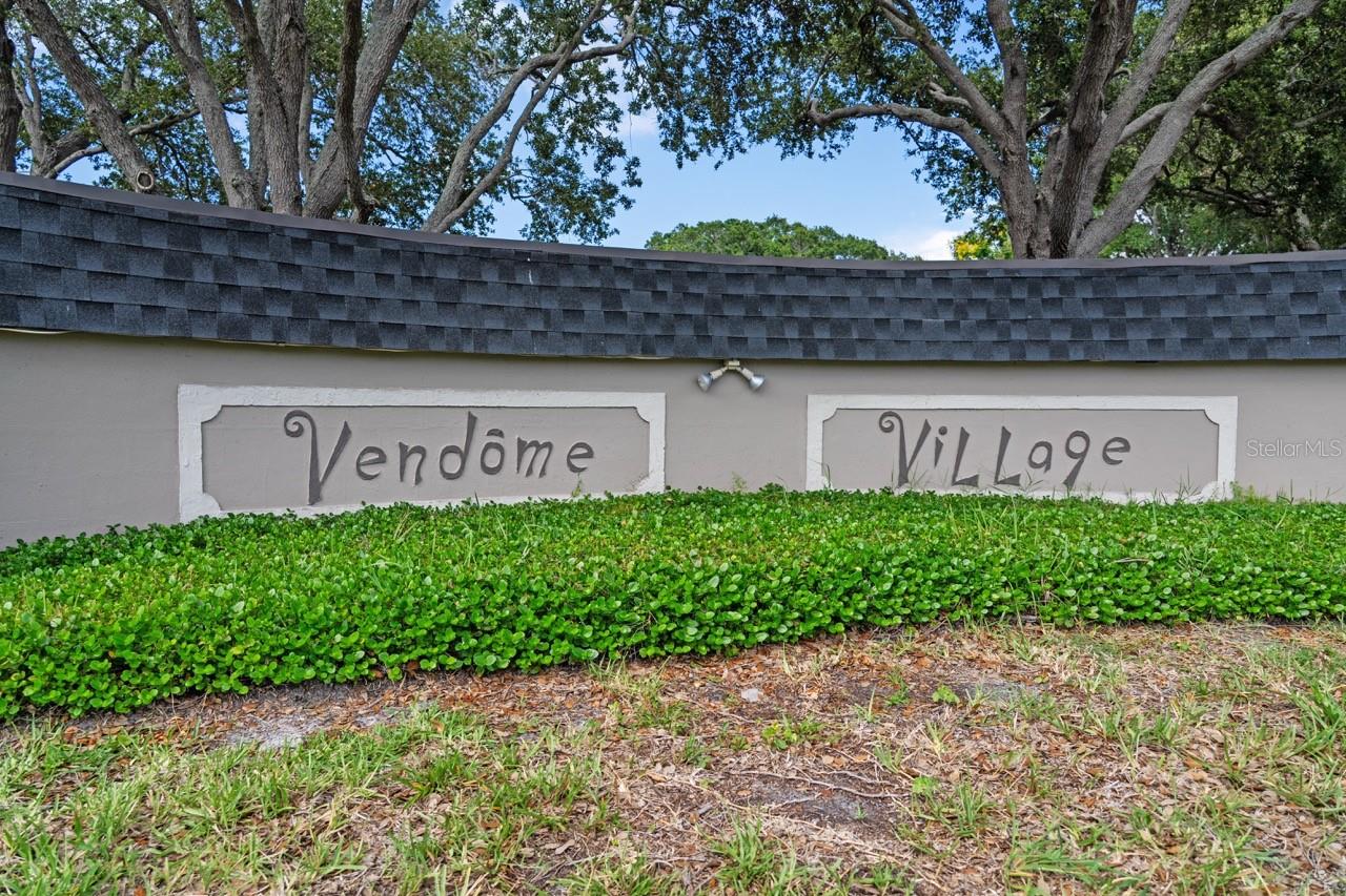 8235 BURGUNDY DR N #3 — photo 38