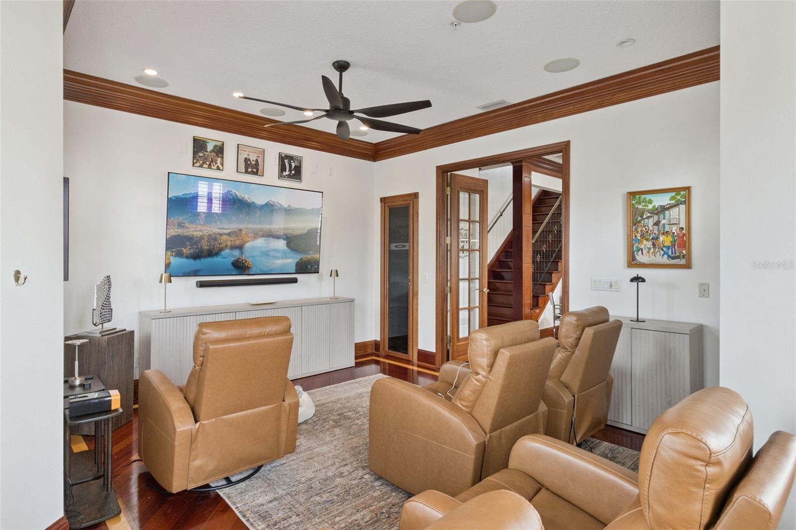 2402 VICTORIA GARDENS LN — photo 28