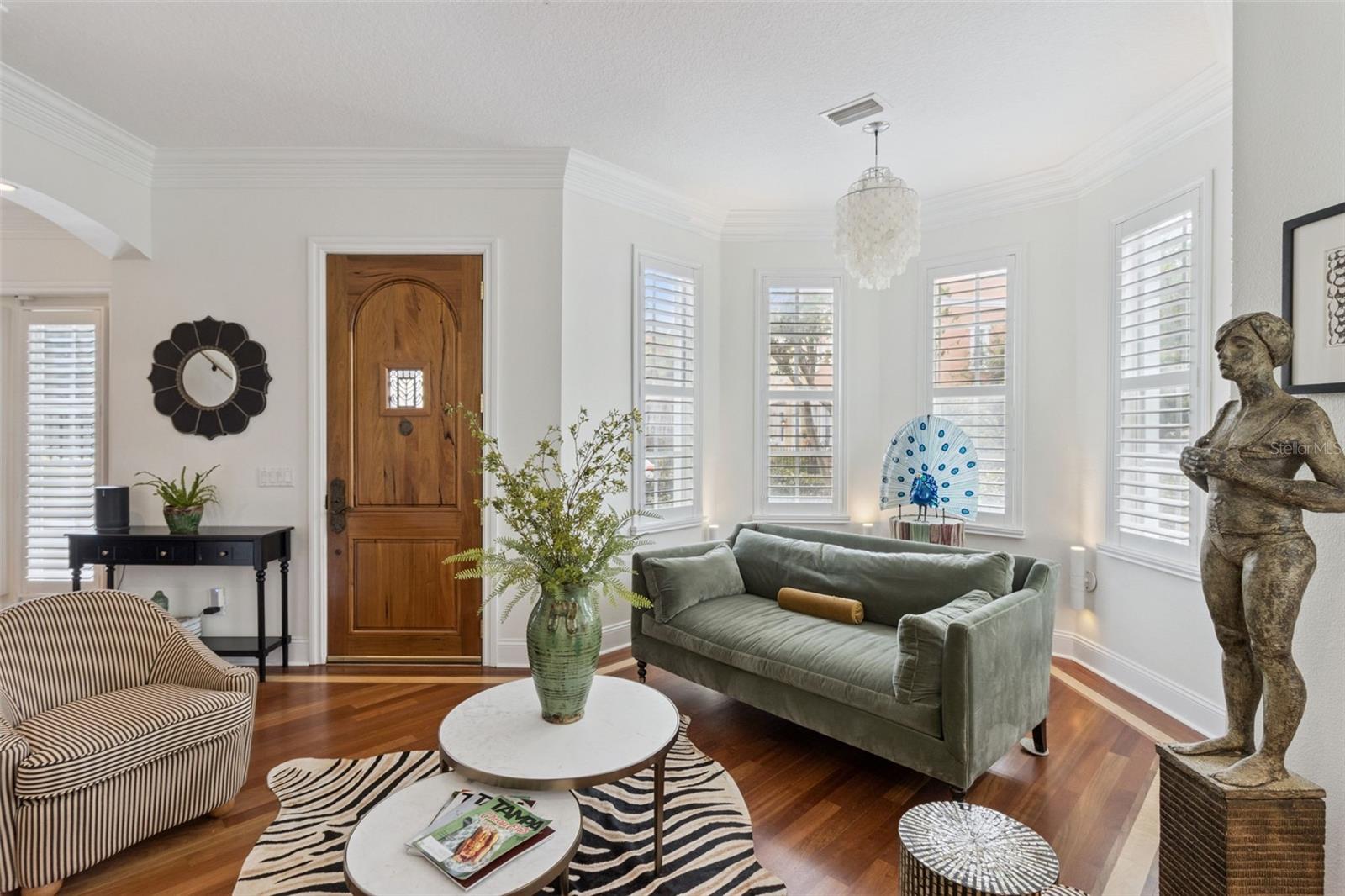 2402 VICTORIA GARDENS LN — photo 8