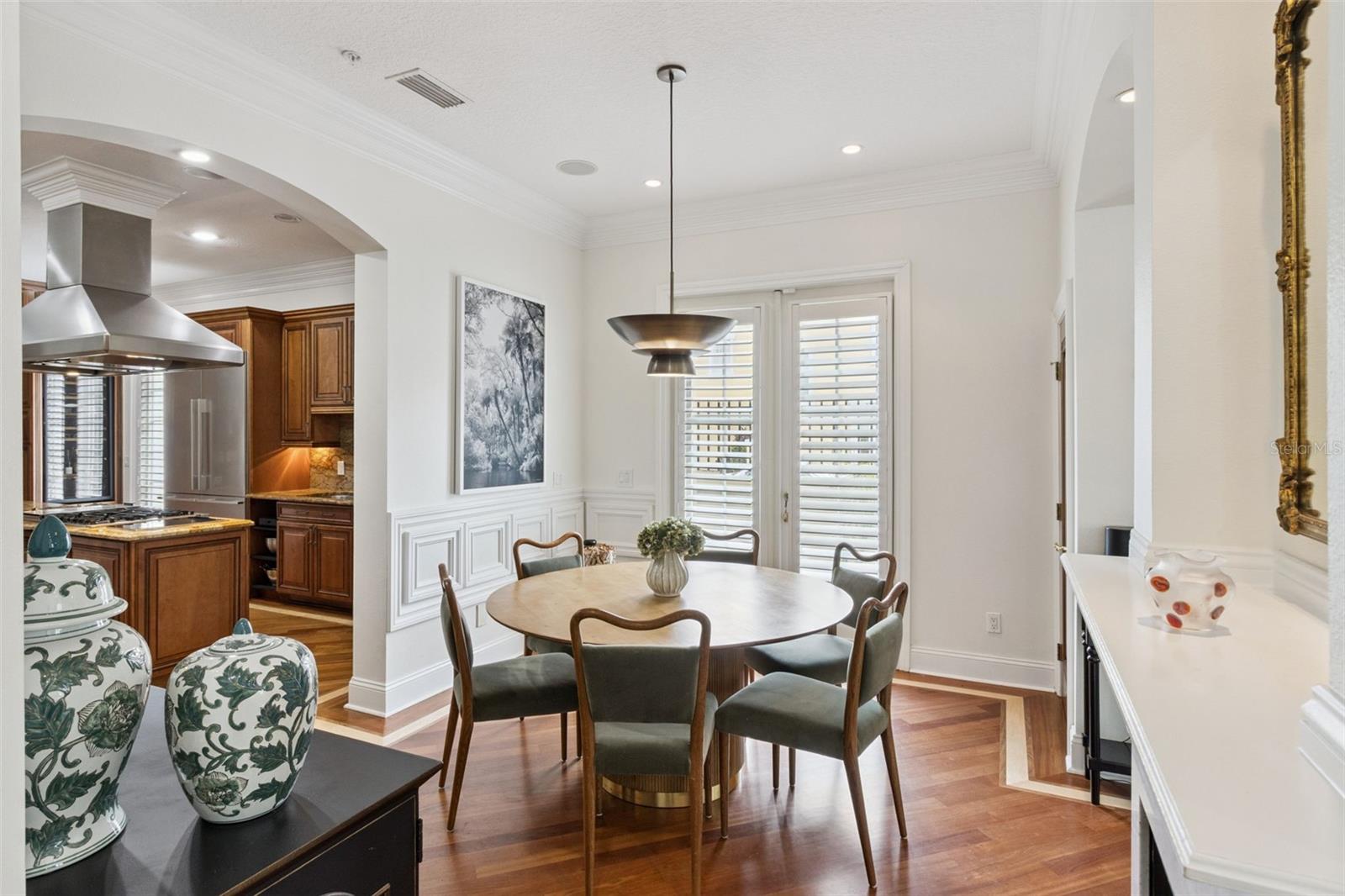 2402 VICTORIA GARDENS LN — photo 23