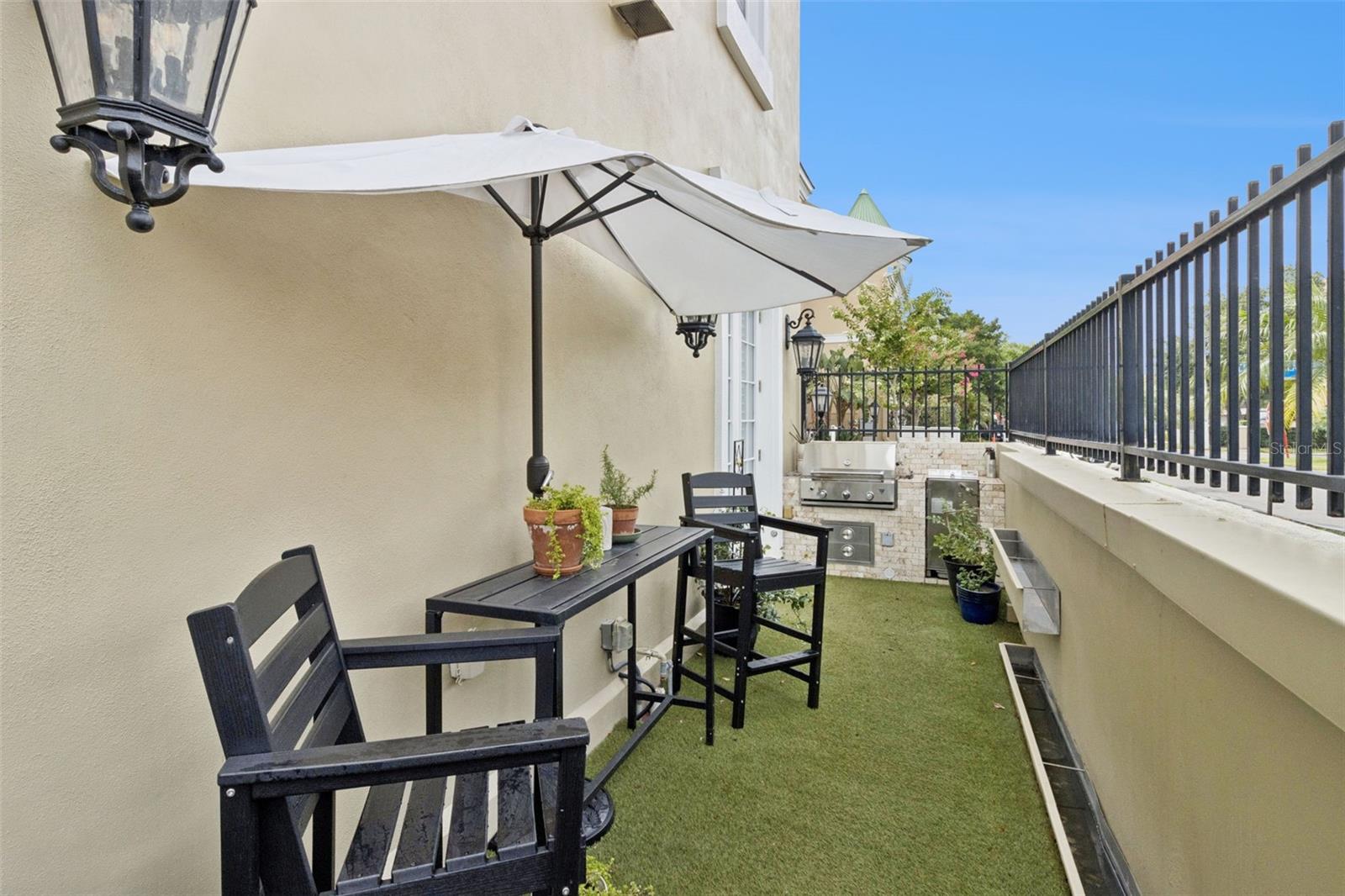 2402 VICTORIA GARDENS LN — photo 49