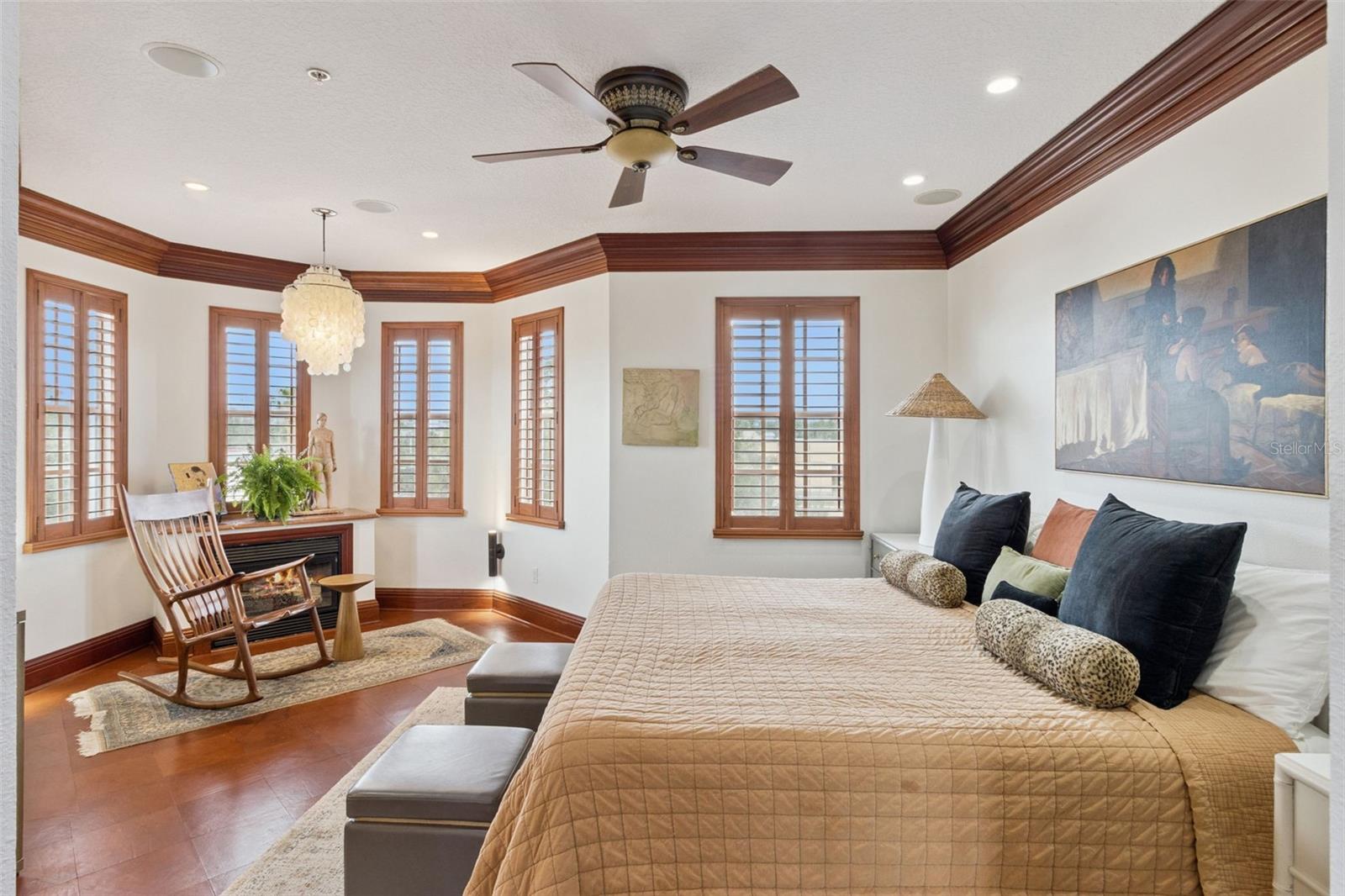 2402 VICTORIA GARDENS LN — photo 36