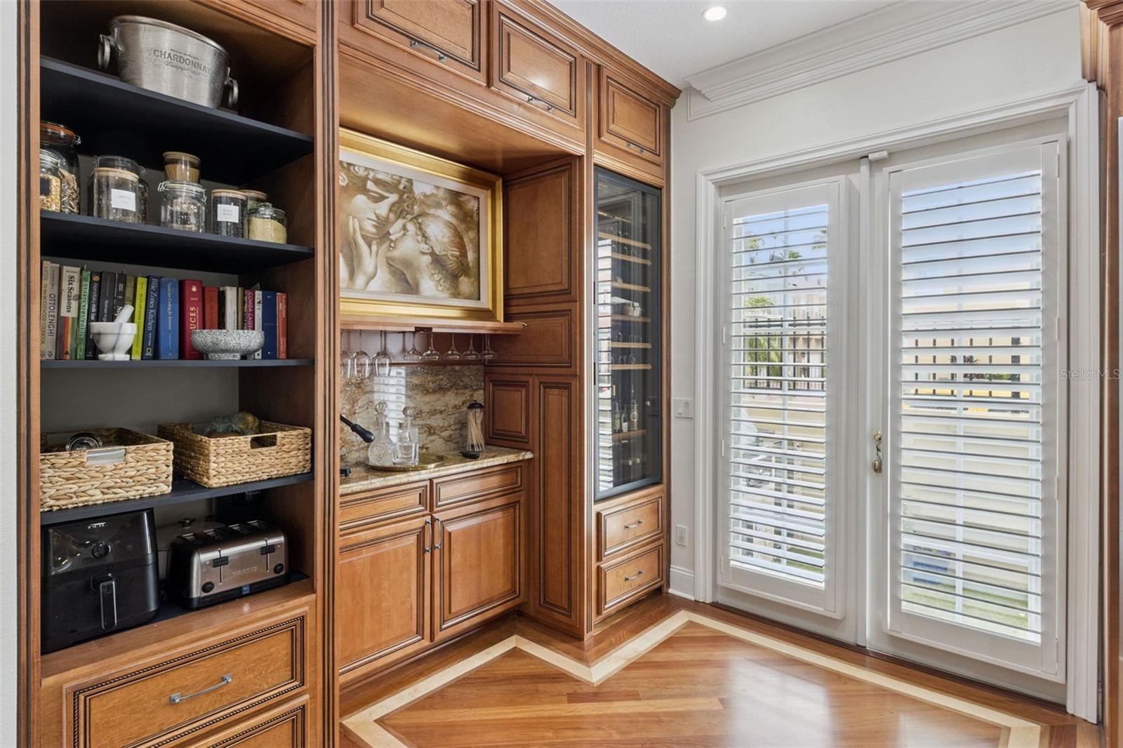 2402 VICTORIA GARDENS LN — photo 19