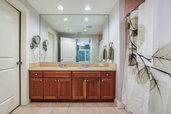 450 KNIGHTS RUN AVE #102 — photo 29
