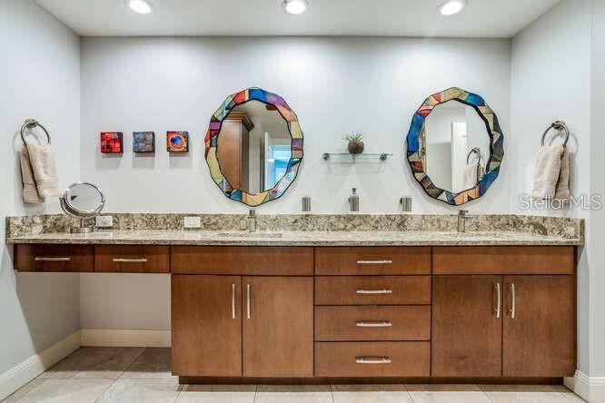 450 KNIGHTS RUN AVE #102 — photo 21
