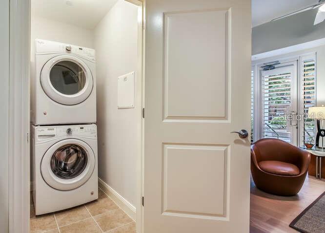 450 KNIGHTS RUN AVE #102 — photo 30