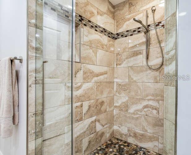 450 KNIGHTS RUN AVE #102 — photo 23