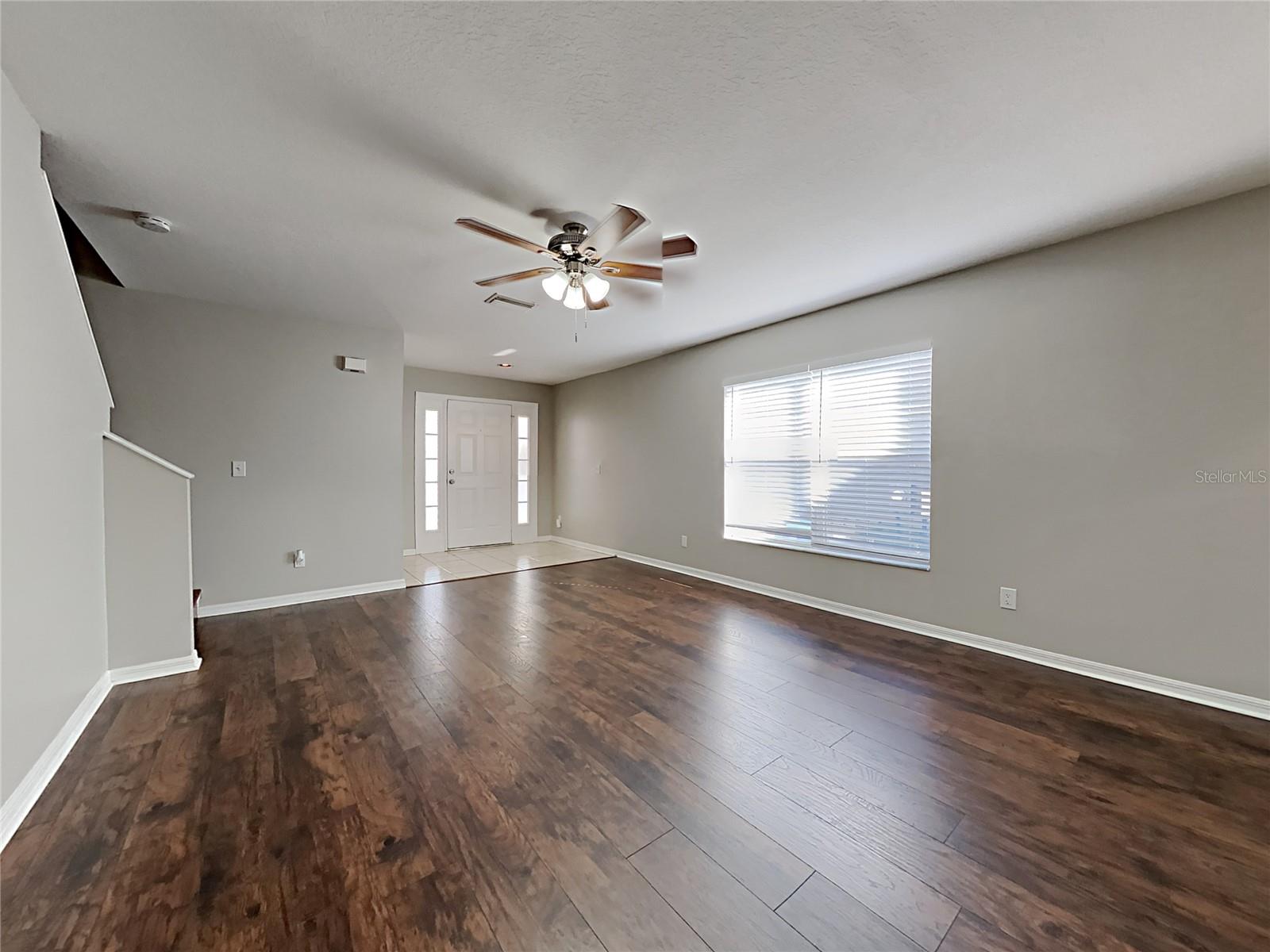 404 SUMMER SAILS DR — photo 4