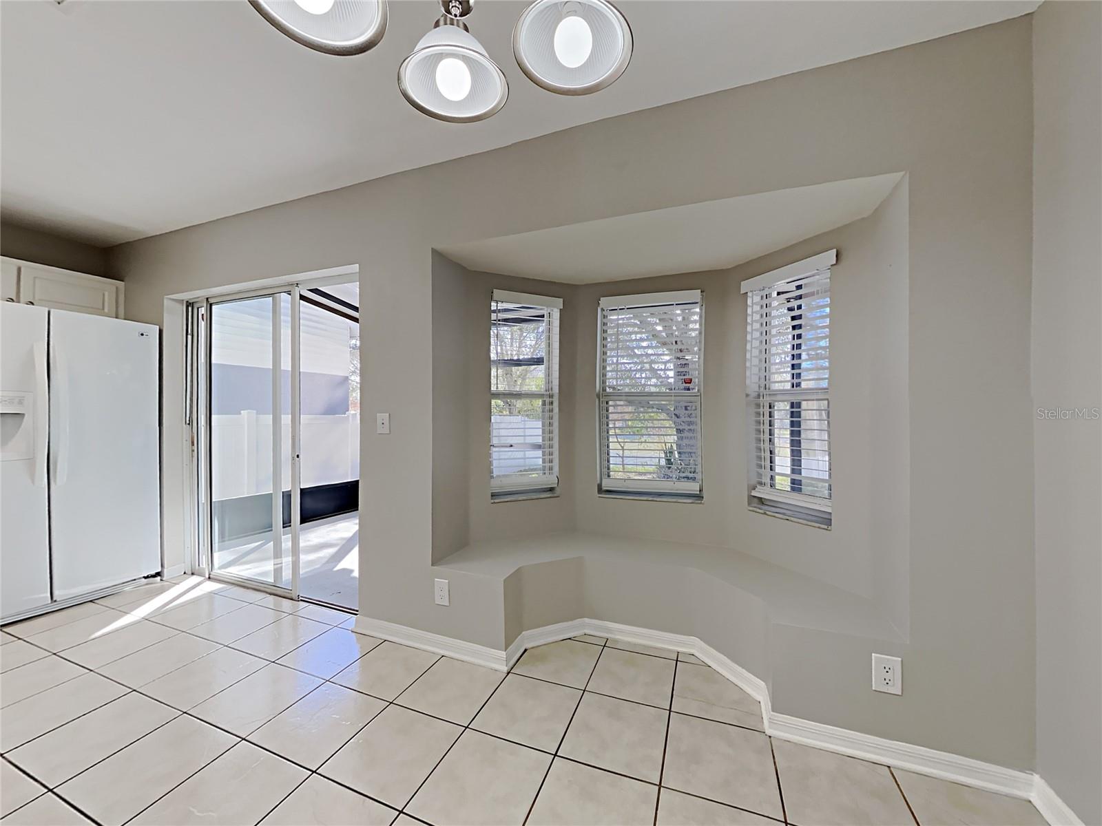 404 SUMMER SAILS DR — photo 11