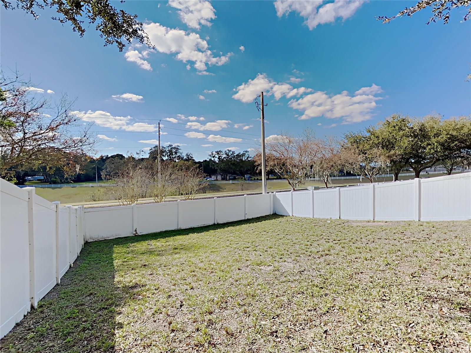 404 SUMMER SAILS DR — photo 25