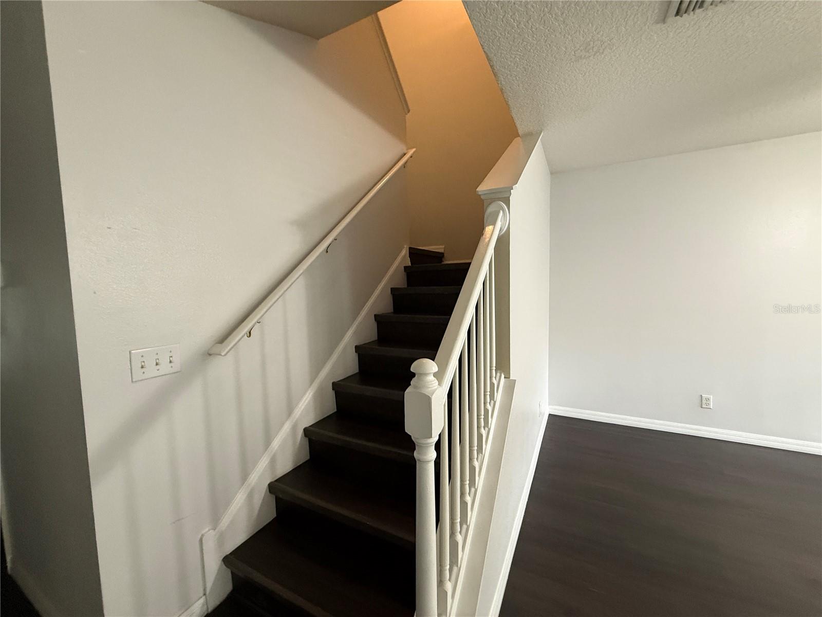 254 CASTLEKEEPER PL — photo 8