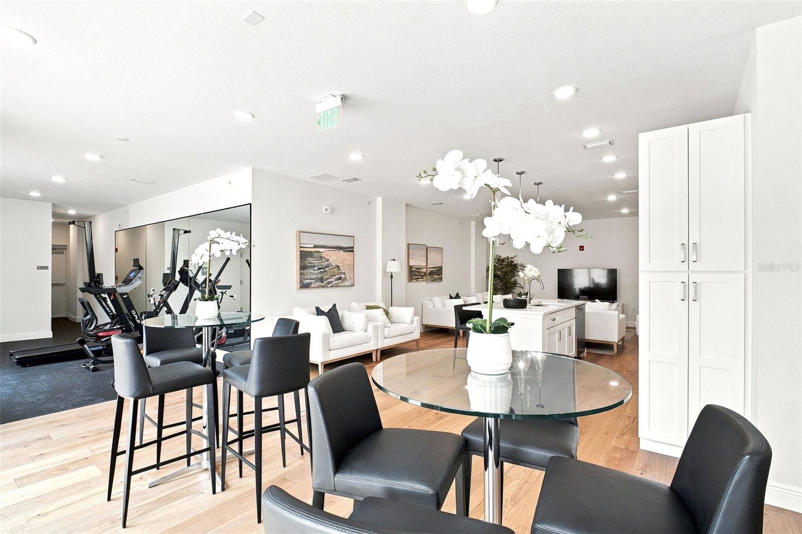 600 3RD AVE S #302 — photo 32
