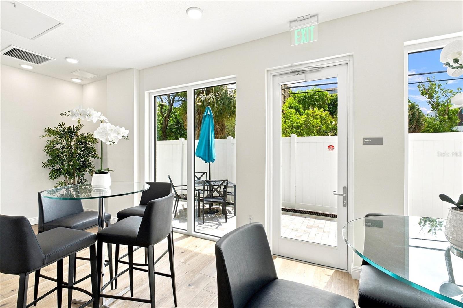 600 3RD AVE S #302 — photo 34