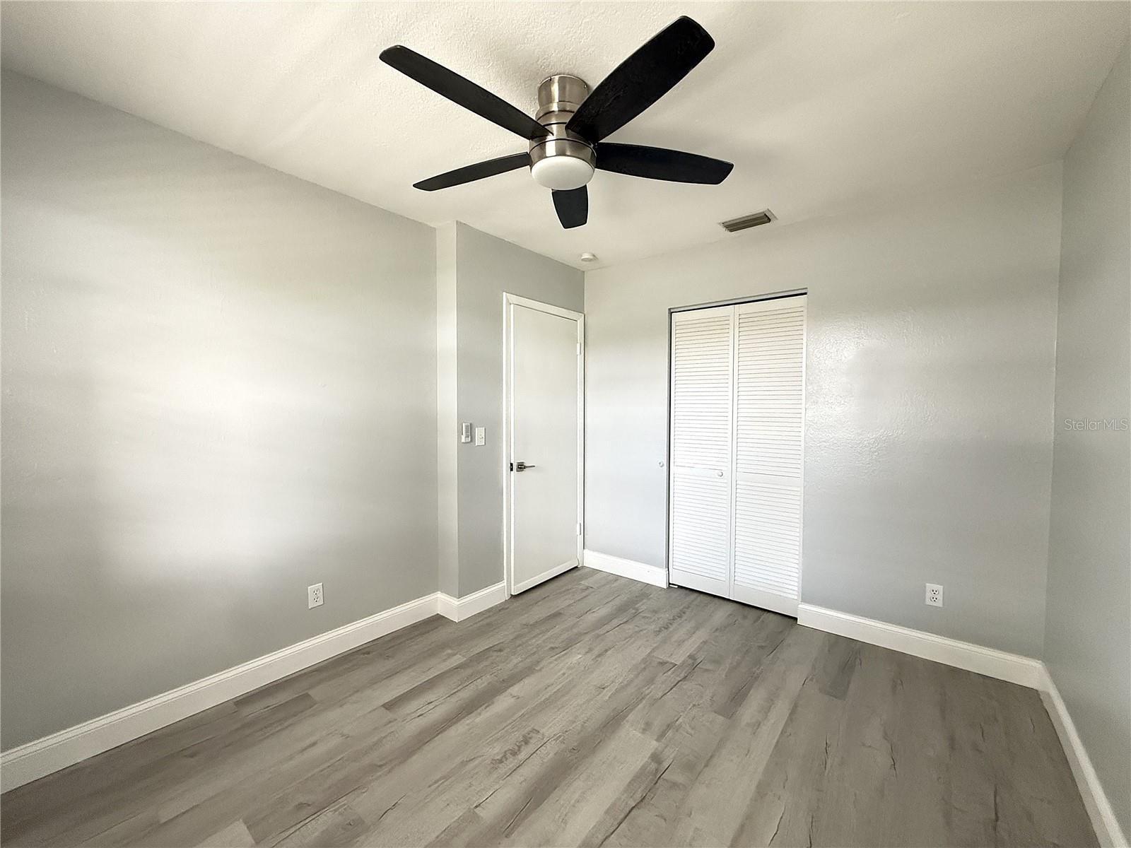 1231 ILLINOIS AVE #1 — photo 13