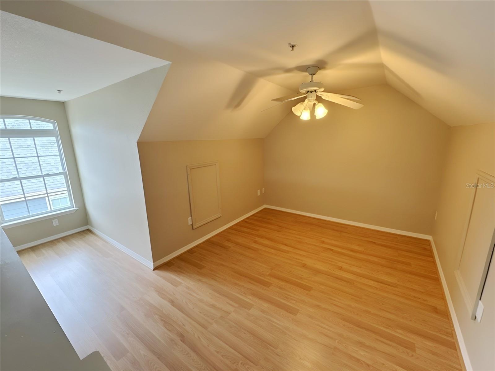 5531 ROSEHILL RD #201 — photo 10