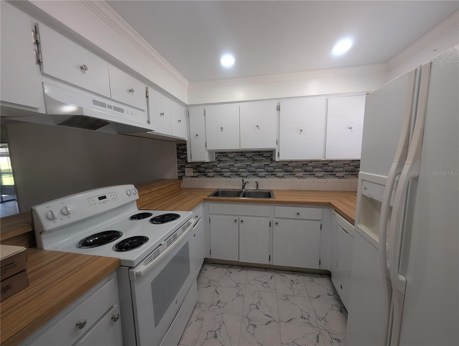 9209 SEMINOLE BLVD #67 — photo 8