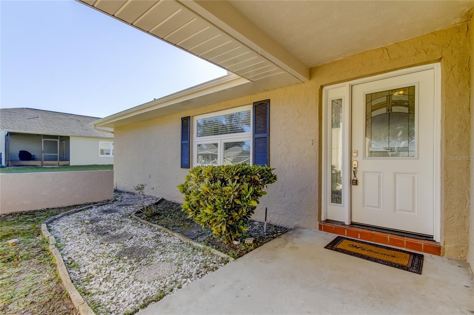 7926 FOXWOOD DR — photo 2