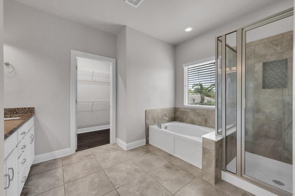 14306 BARRINGTON STOWERS DR — photo 28