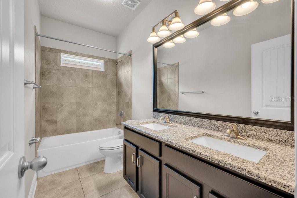 14306 BARRINGTON STOWERS DR — photo 20