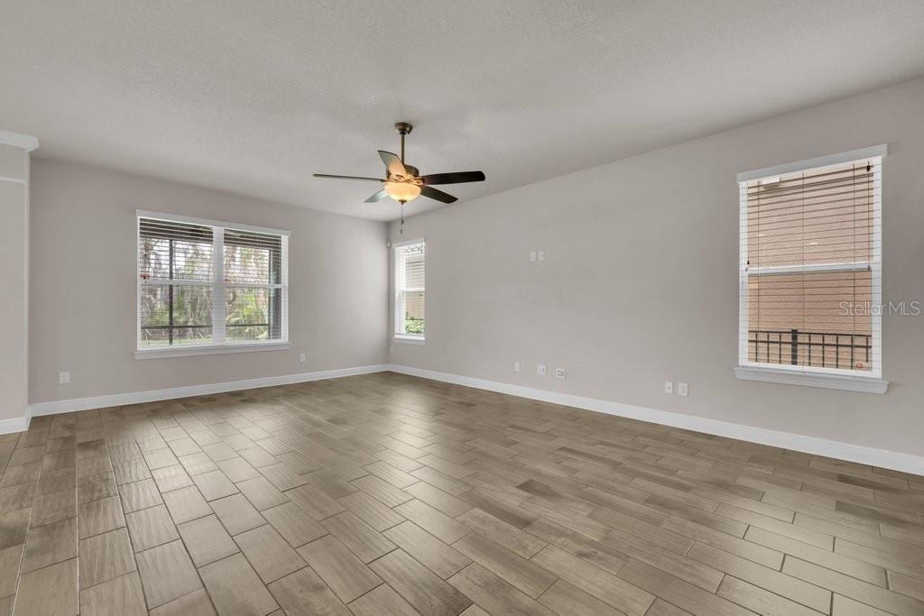 14306 BARRINGTON STOWERS DR — photo 9