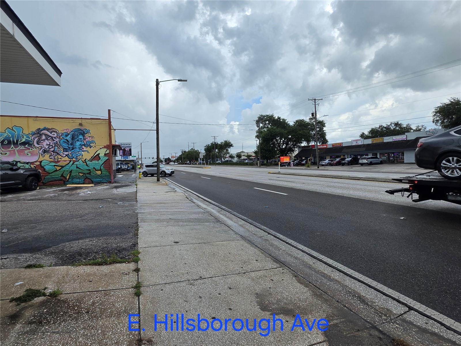 1942 E HILLSBOROUGH AVE — photo 14