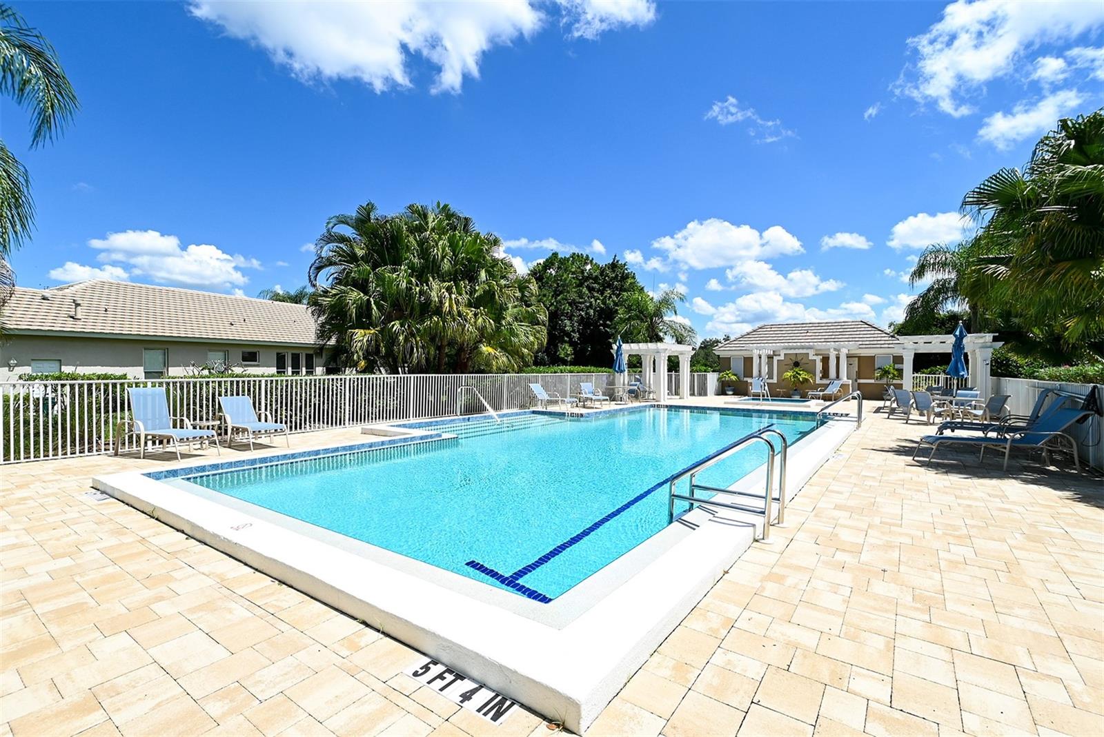 7131 KENSINGTON CT — photo 44