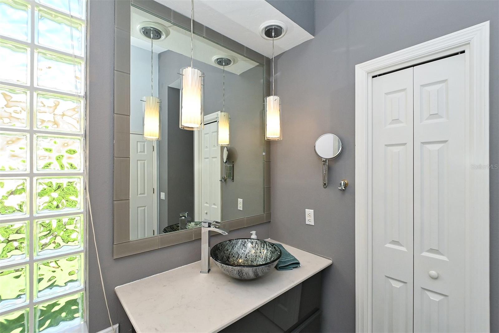 7131 KENSINGTON CT — photo 29
