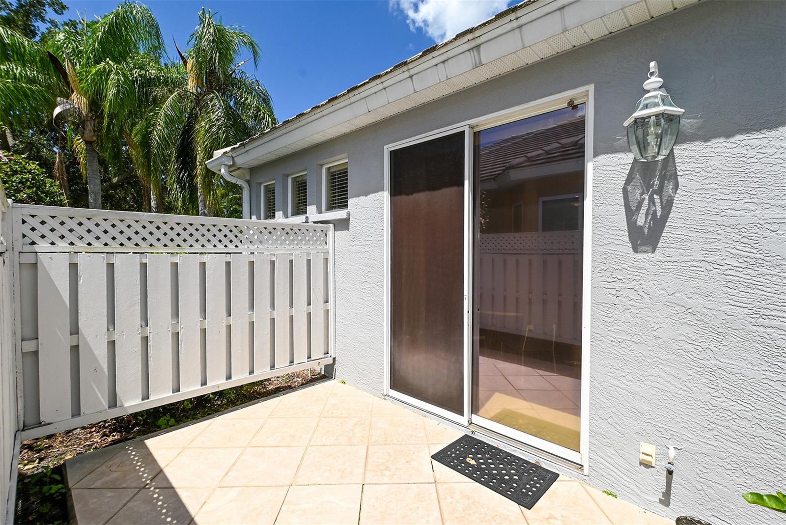 7131 KENSINGTON CT — photo 18