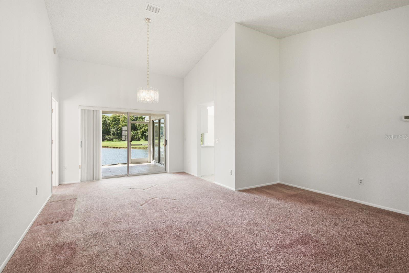 6639 SUN POINT CT — photo 14