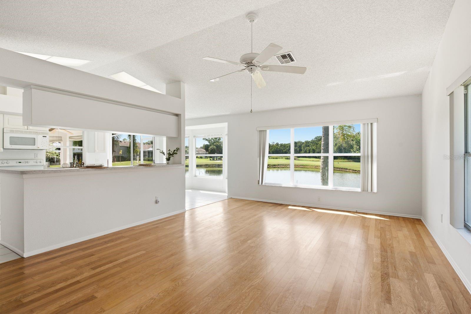 6639 SUN POINT CT — photo 27