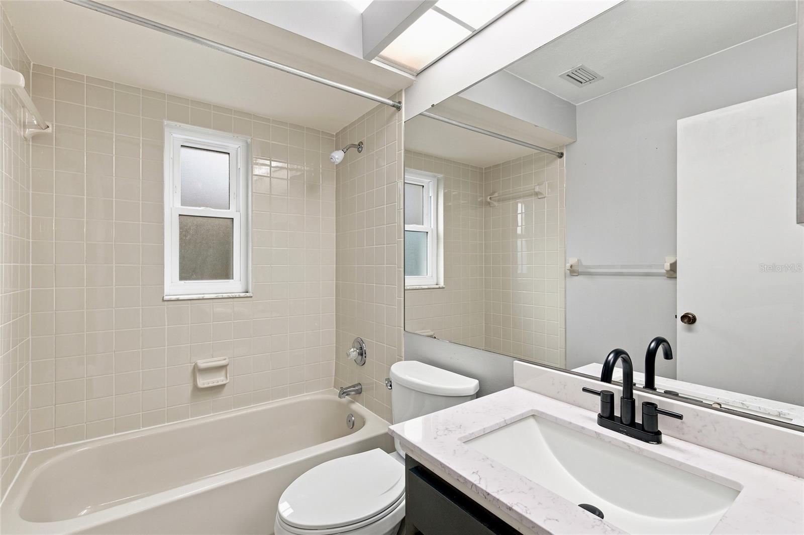 5016 SWALLOW DR — photo 17