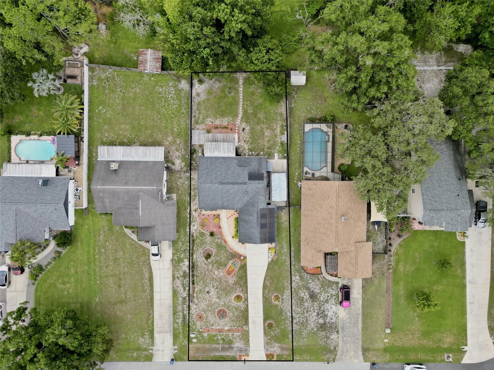 5016 SWALLOW DR — photo 27