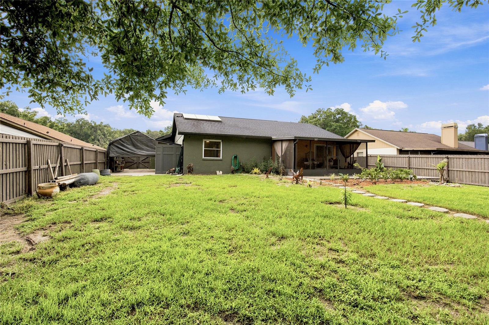 5016 SWALLOW DR — photo 24