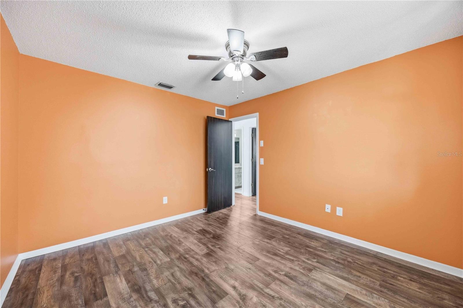 440 LYCHEE RD — photo 37