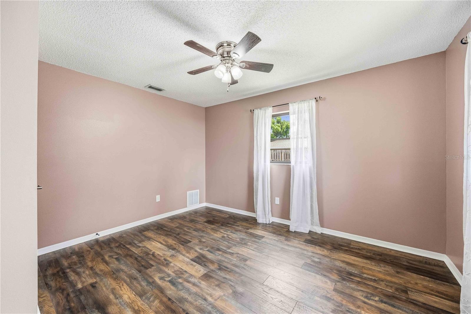 440 LYCHEE RD — photo 32