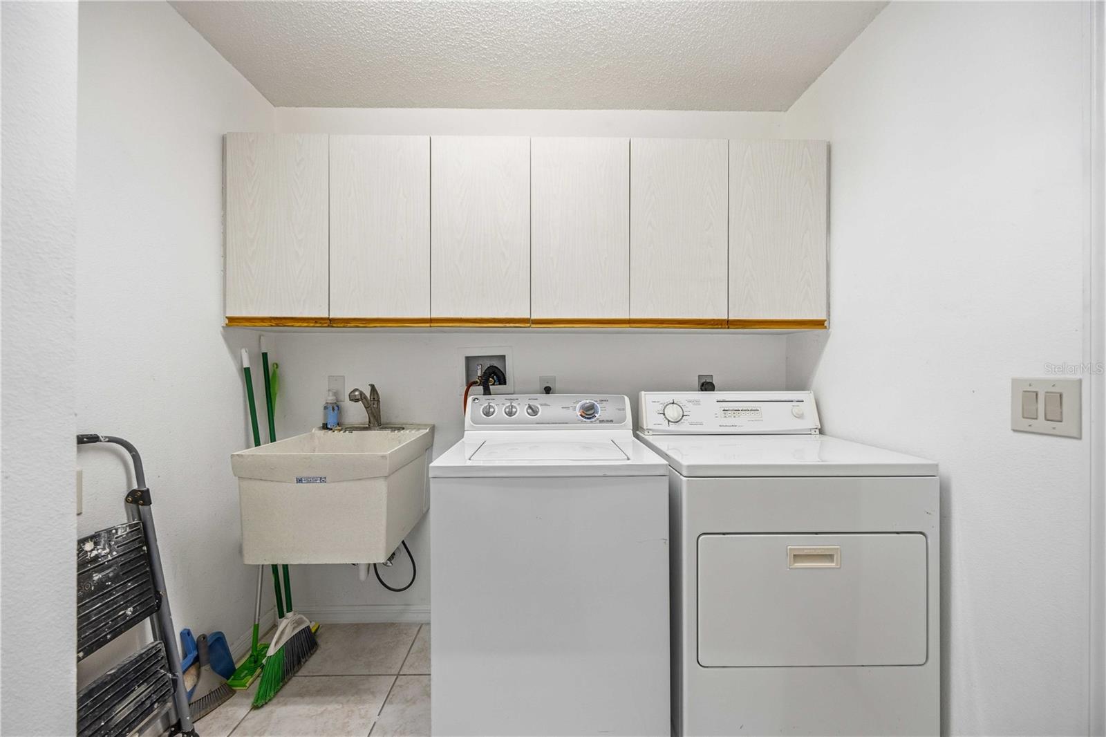 440 LYCHEE RD — photo 38