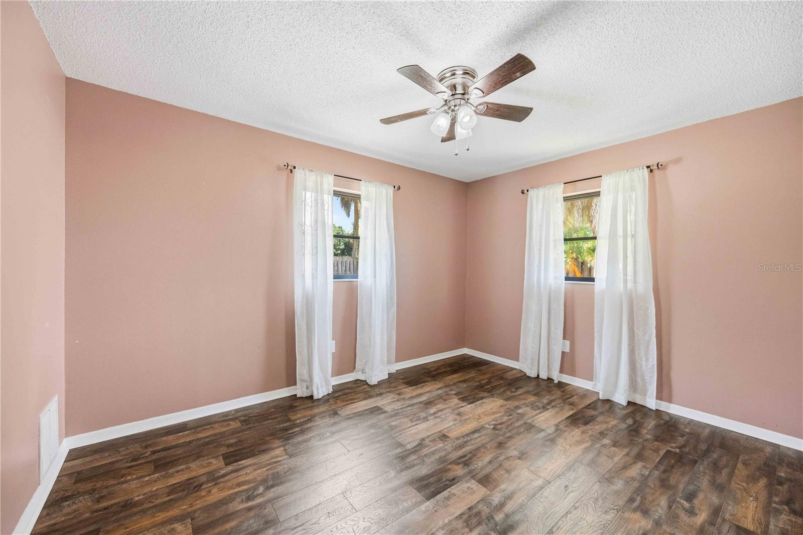 440 LYCHEE RD — photo 29
