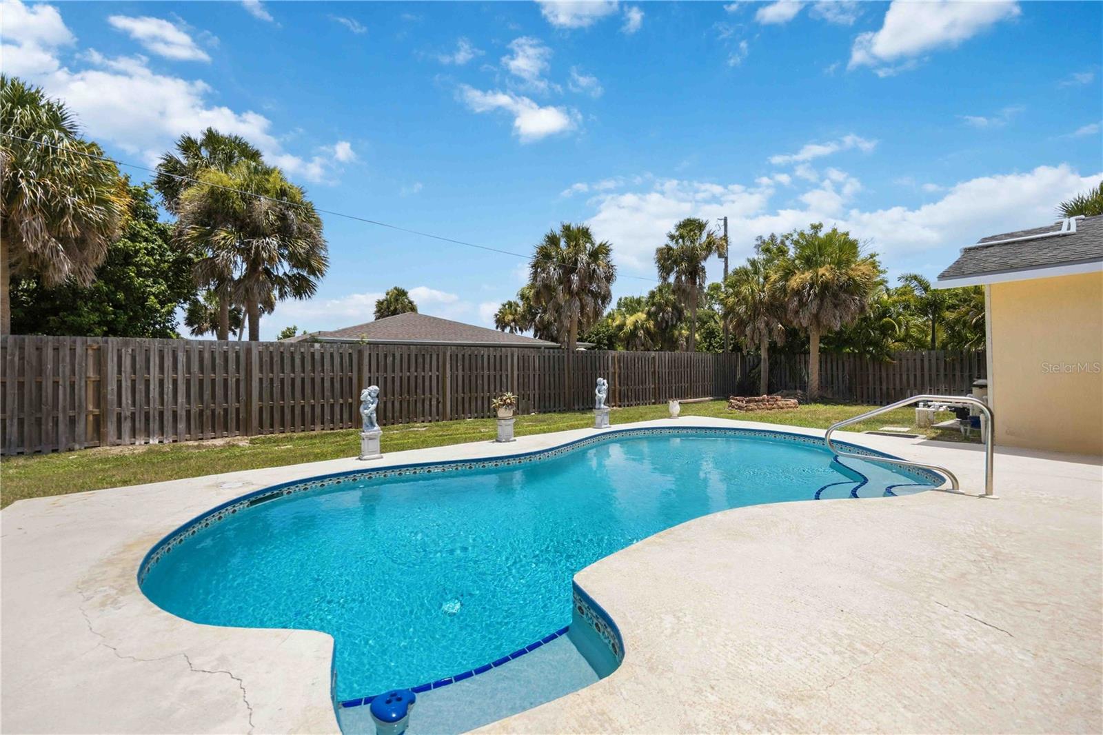 440 LYCHEE RD — photo 41